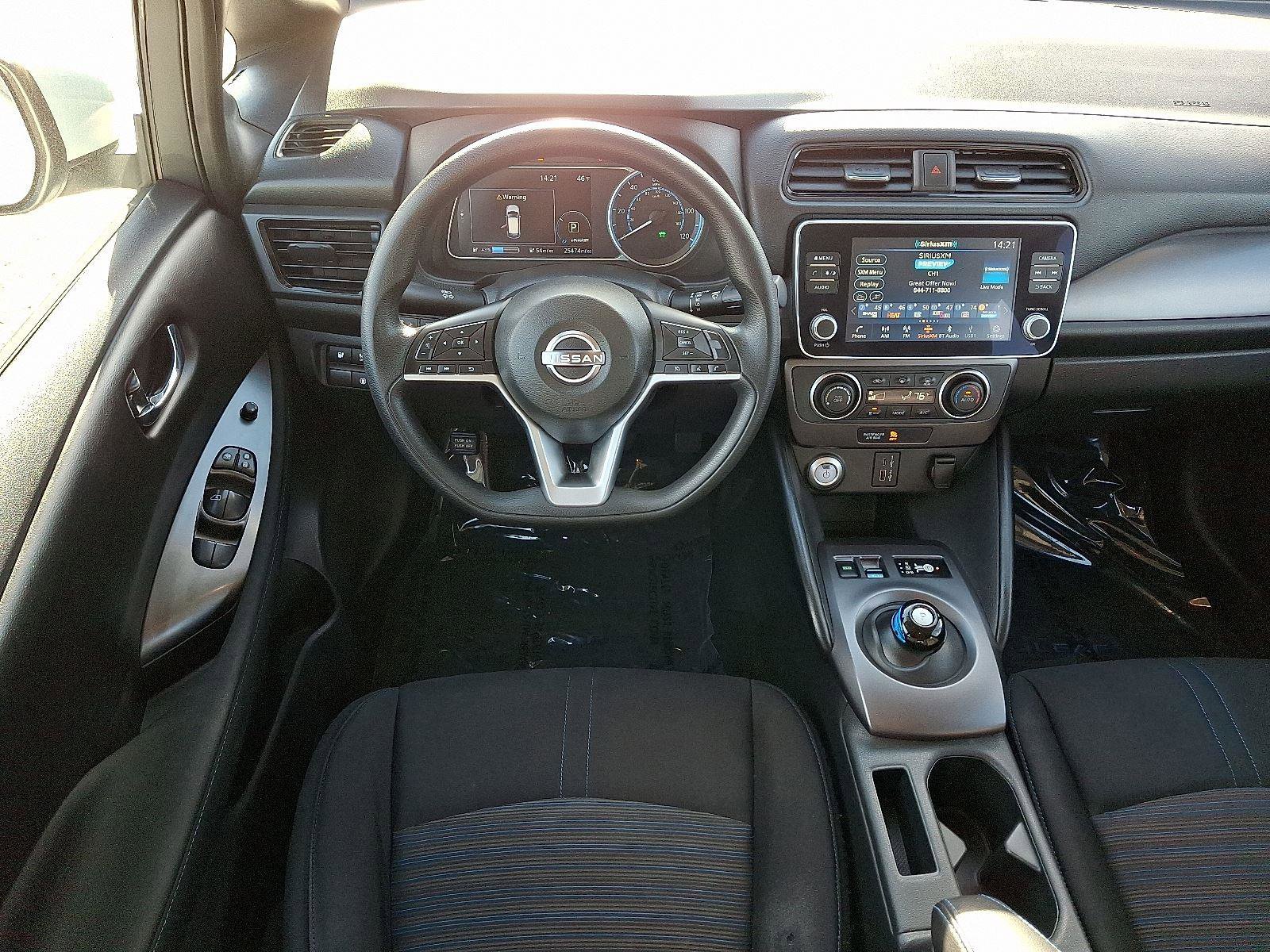 Used 2023 Nissan Leaf S image 11