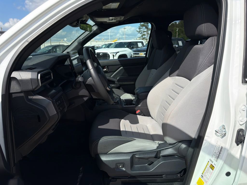 Used 2025 Toyota Tacoma TRD Off-Road AWD/4WD image 12