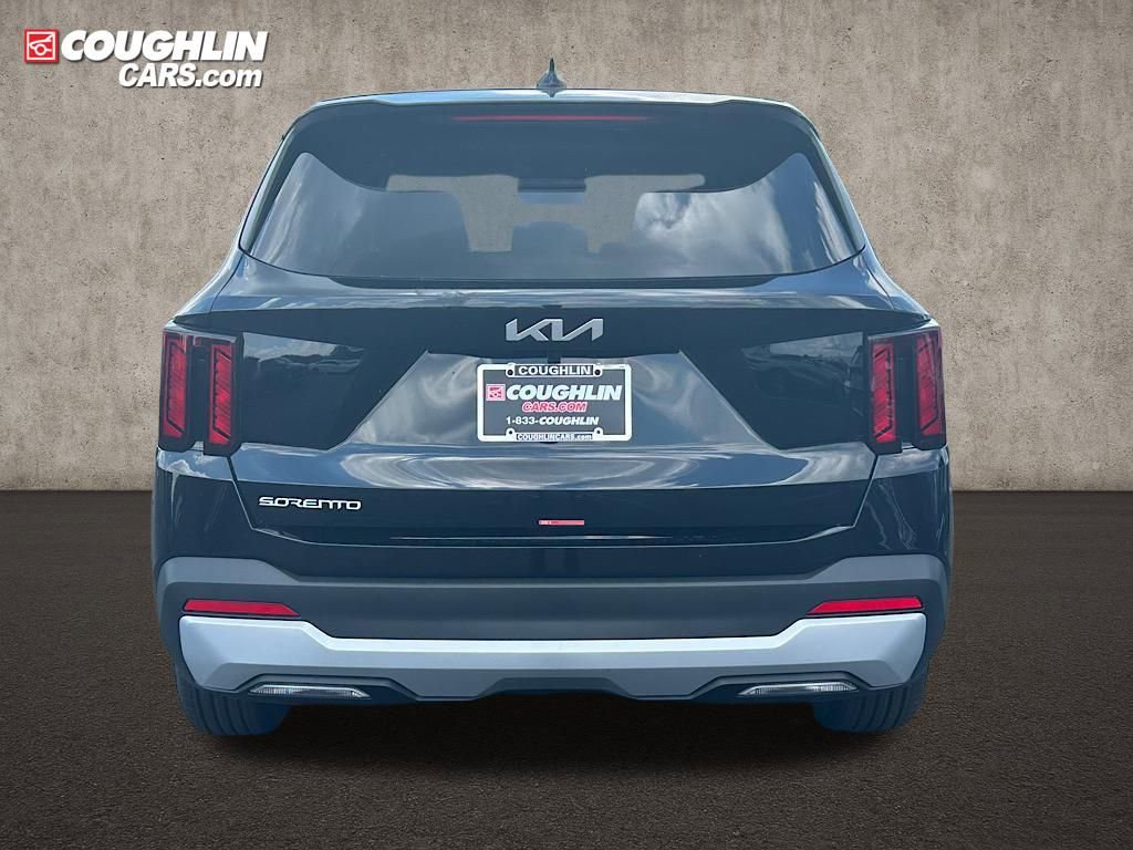 New 2025 Kia Sorento LX image 5