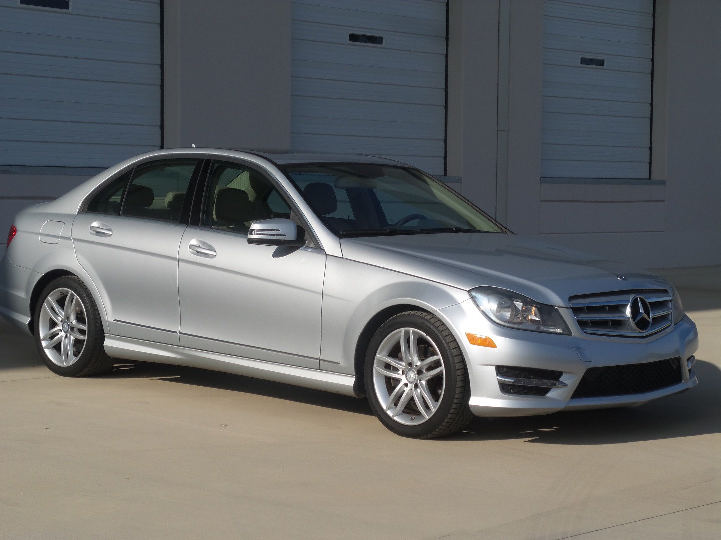 Used 2013 Mercedes-Benz C 250 Sedan image 1