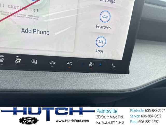 New 2025 Ford Maverick XLT w/ XLT Luxury Package FWD image 38