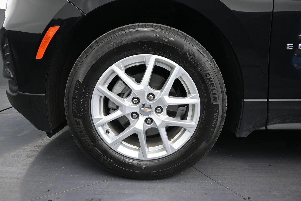 Used 2020 Chevrolet Equinox LS w/ LS Convenience Package FWD image 9
