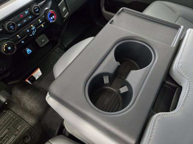 New 2026 Ford F550 4x4 Supercab Super Duty image 16