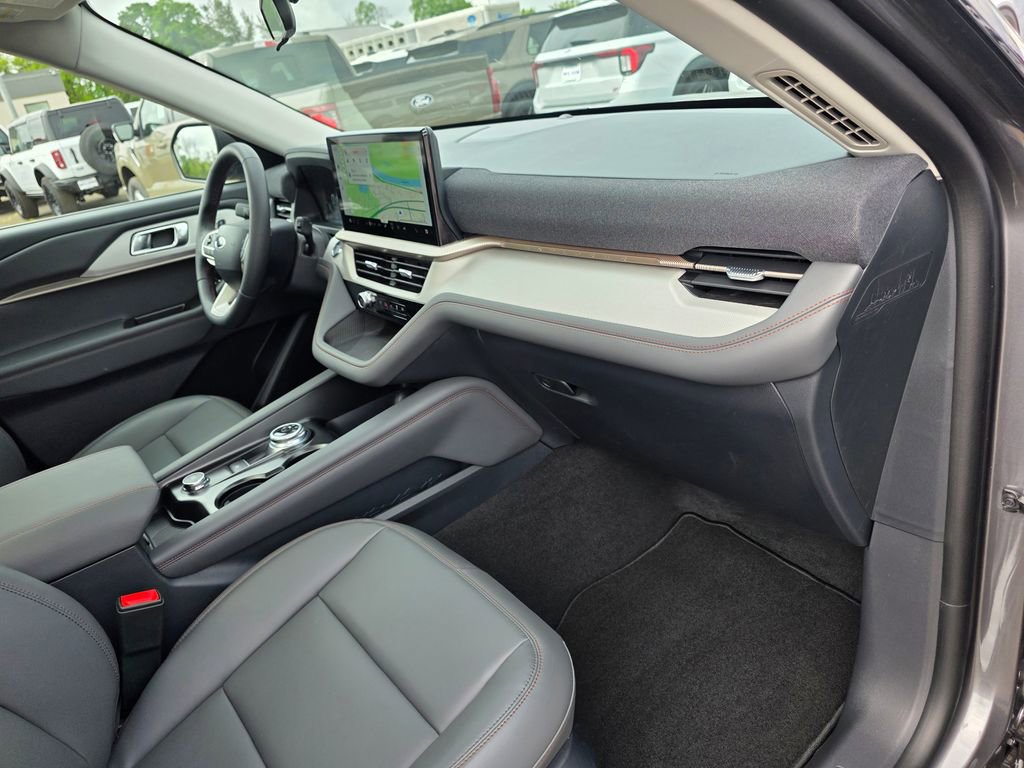New 2026 Ford Explorer Active w/ Active Comfort Package AWD/4WD image 27