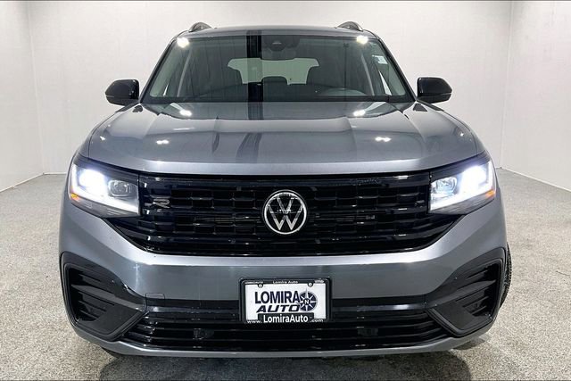 Used 2023 Volkswagen Atlas SEL R-Line image 2