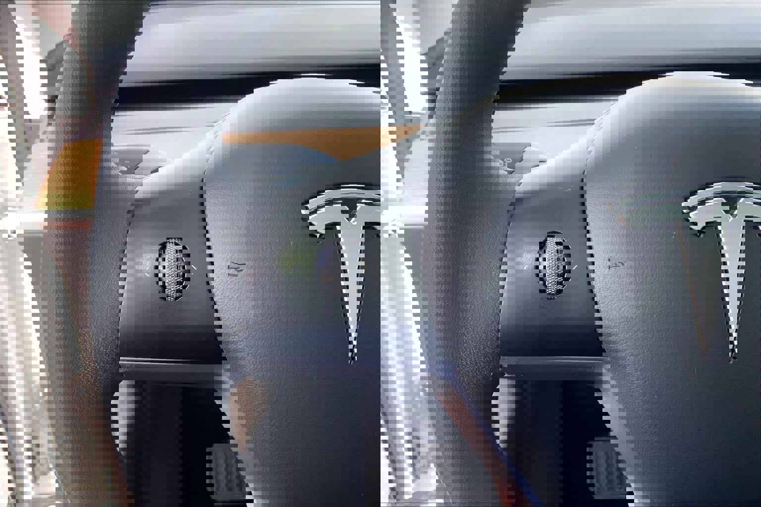 Used 2021 Tesla Model Y Long Range image 20