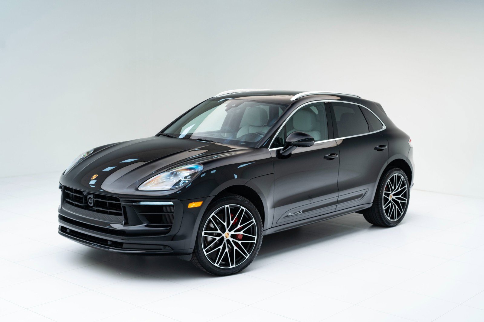 New 2025 Porsche Macan S