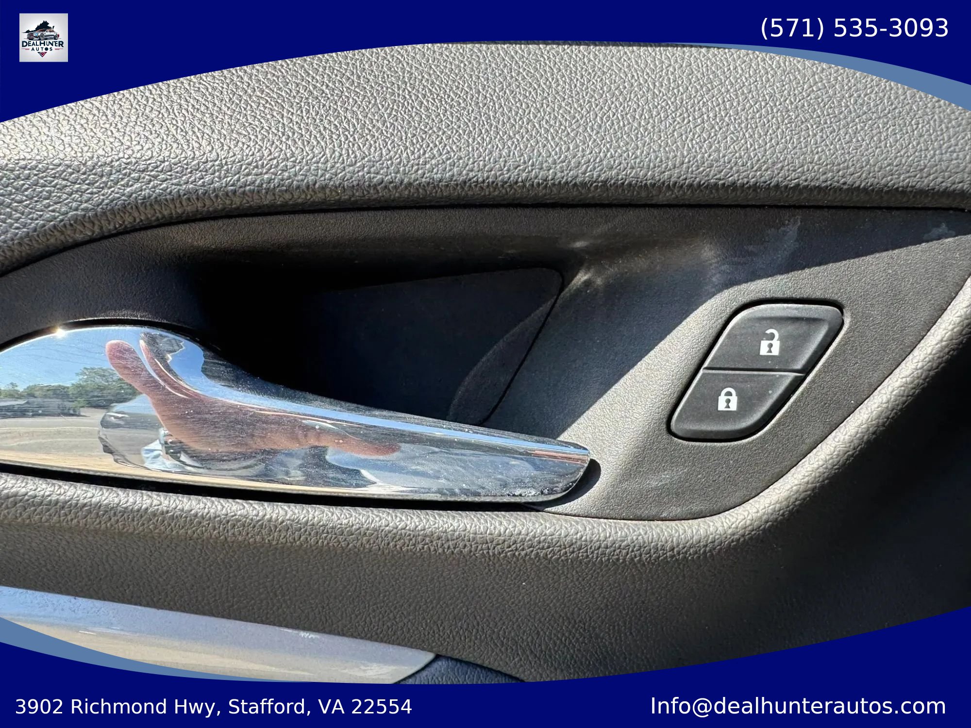 Used 2023 Chevrolet Bolt EUV LT w/ Convenience Package FWD image 25