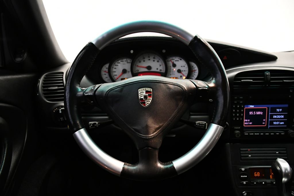 Used 2003 Porsche 911 Turbo image 21