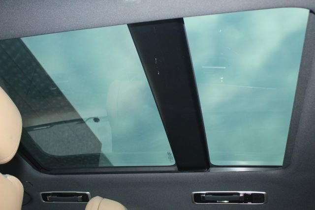 Used 2023 Land Rover Range Rover SE image 25