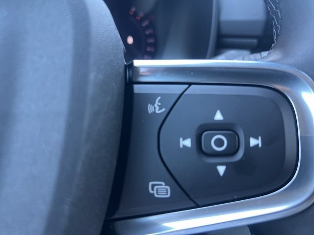 New 2026 Volvo XC40 B5 Ultra w/ Climate Package AWD/4WD image 15