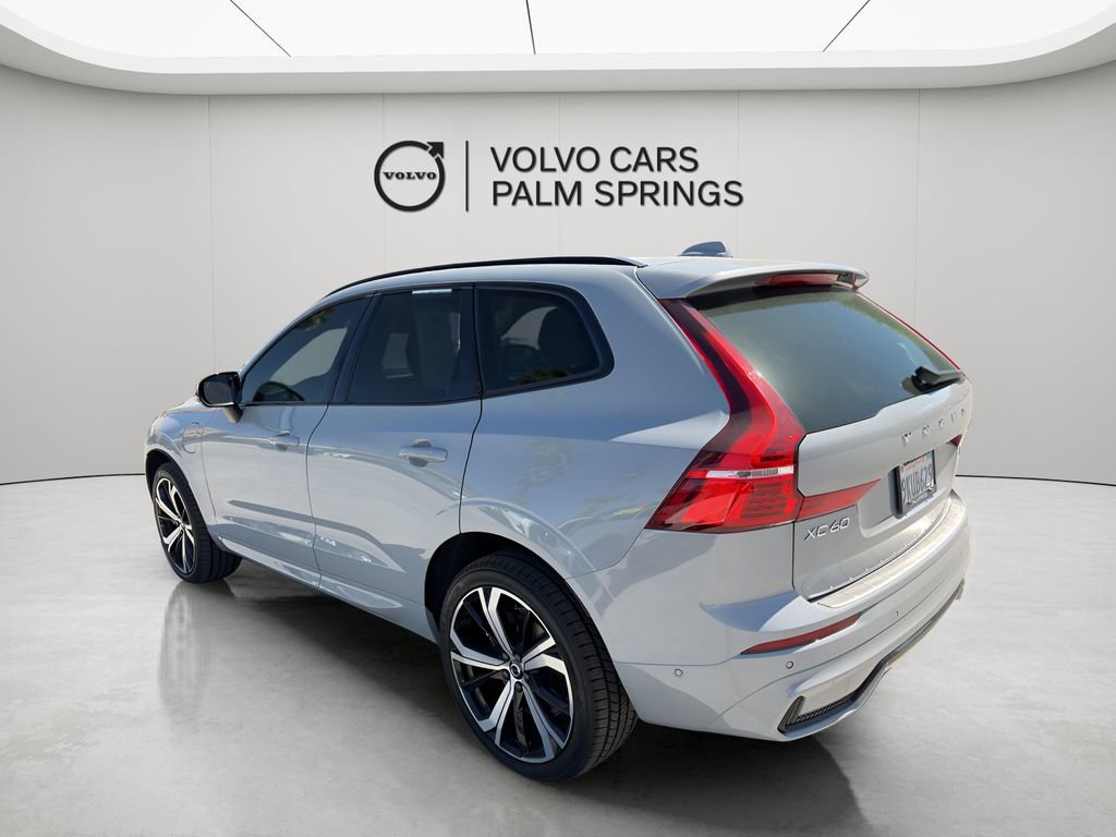 Used 2024 Volvo XC60 T8 Ultimate w/ Protection Package Premier AWD/4WD image 4