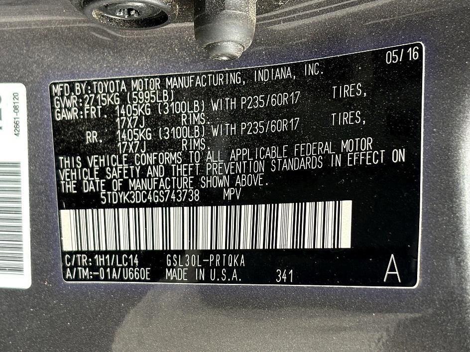 Used 2016 Toyota Sienna XLE image 28