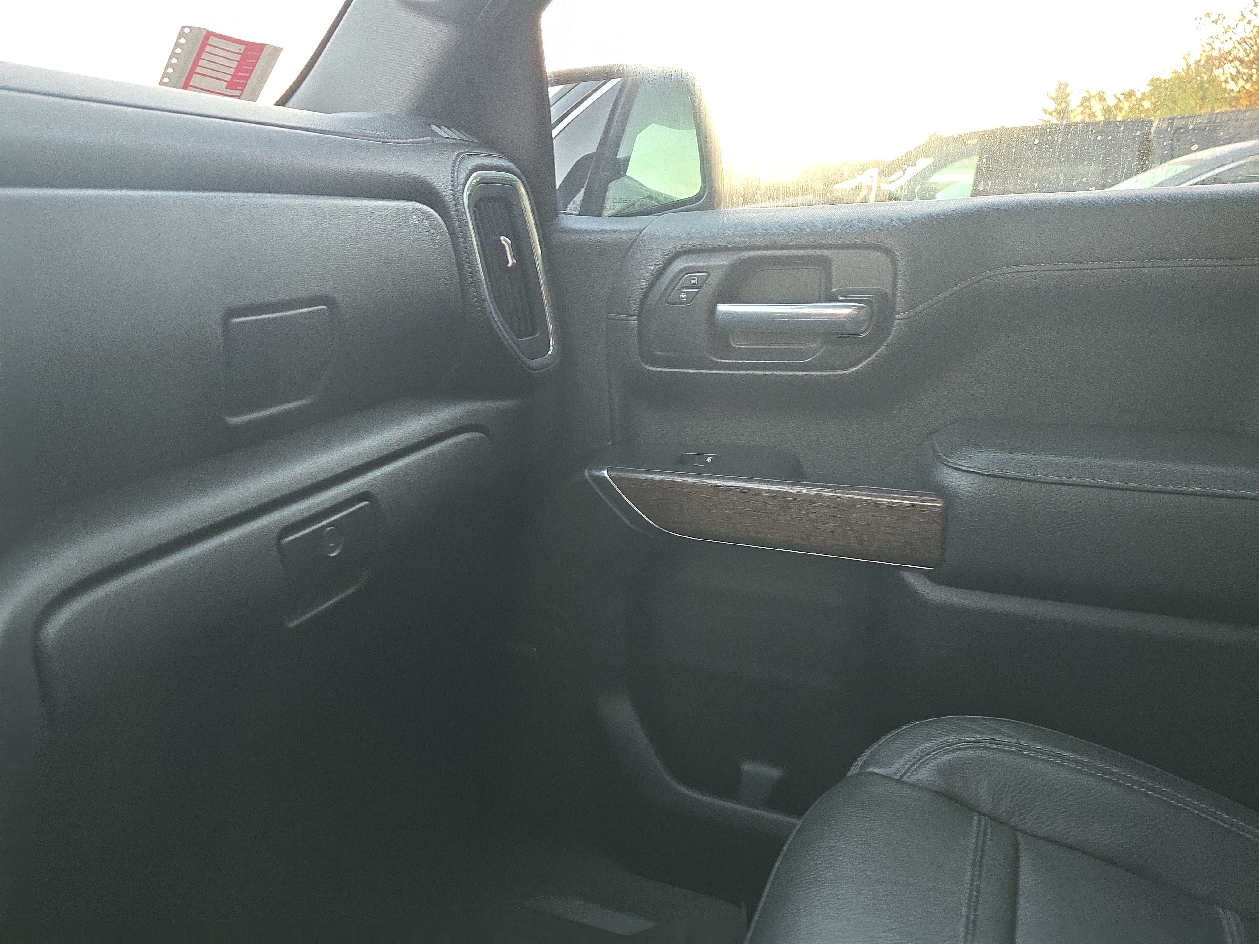 Used 2021 GMC Sierra 1500 Denali w/ Denali Ultimate Package AWD/4WD image 39