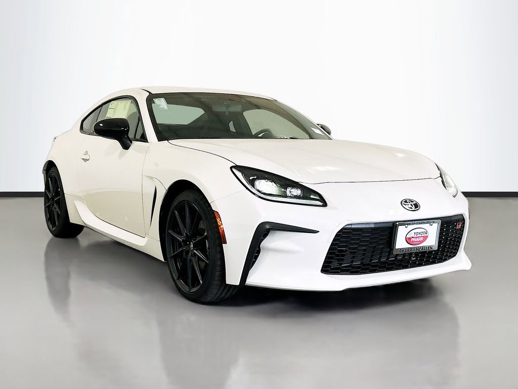 New 2026 Toyota GR86 Premium RWD image 3
