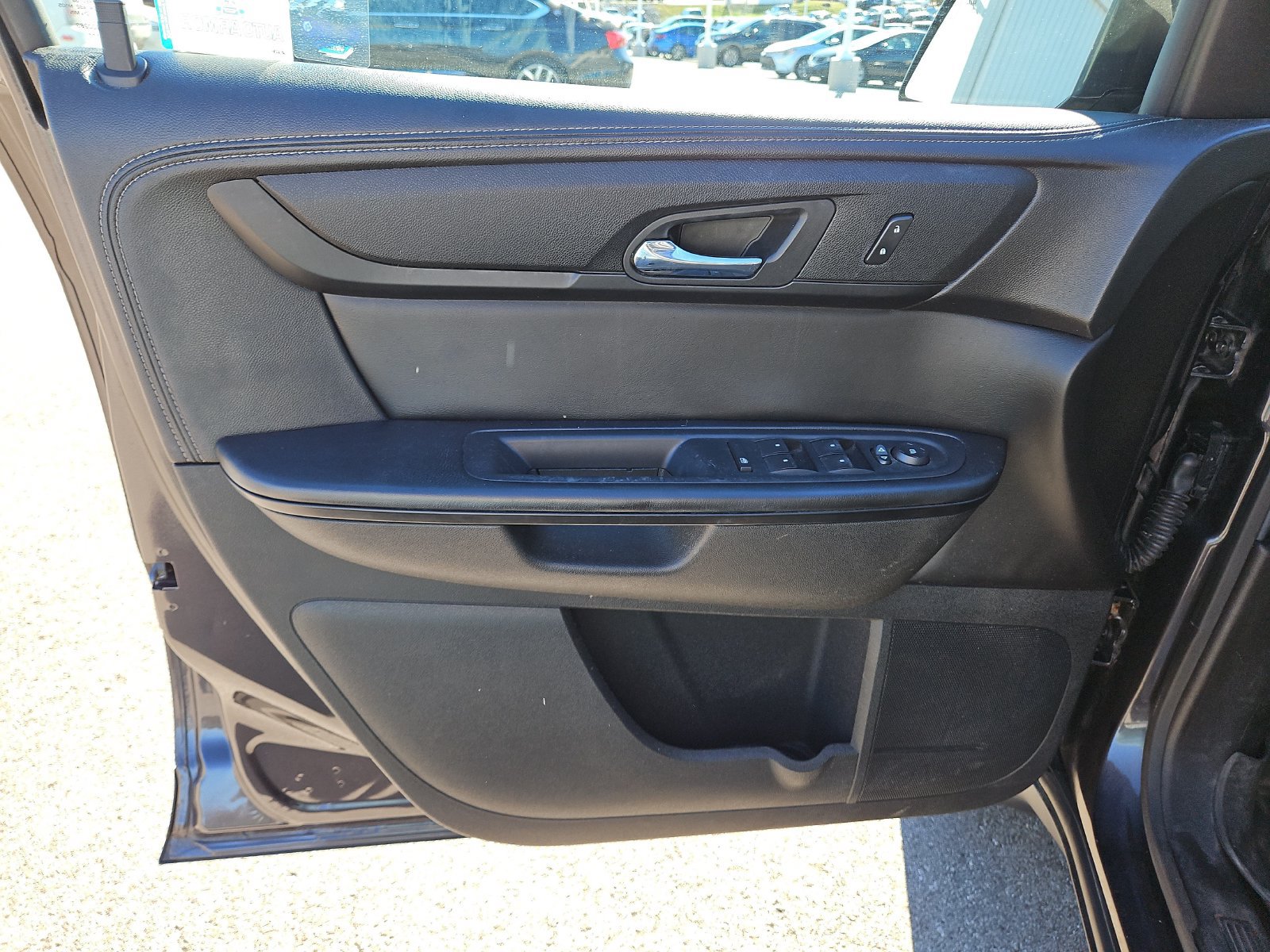 Used 2015 Chevrolet Traverse LT w/ Style and Technology Package AWD/4WD image 20