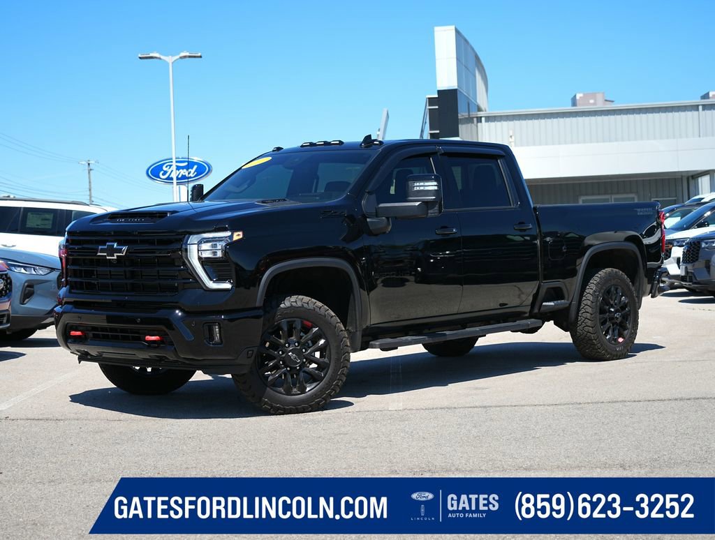 Used 2025 Chevrolet Silverado 2500 LTZ w/ LTZ Plus Package AWD/4WD image 1