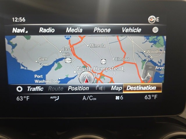 Used 2018 Mercedes-Benz GLC 300 4MATIC image 16