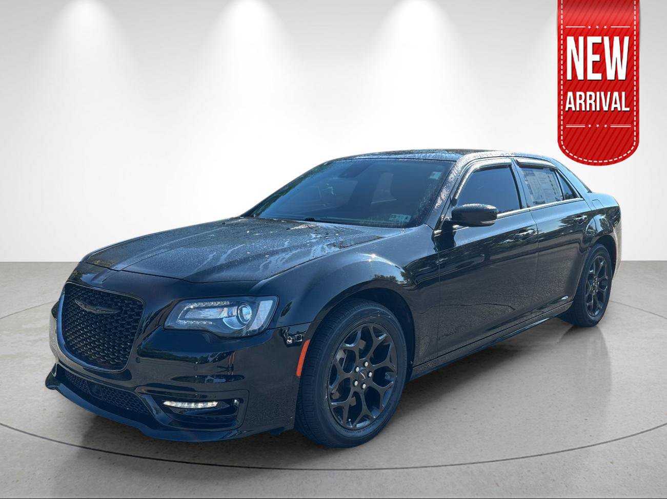 Used 2022 Chrysler 300 Touring L w/ Safetytec Plus Group AWD/4WD video 1