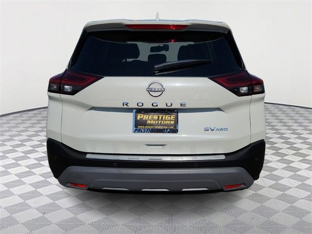 Used 2023 Nissan Rogue SV image 6