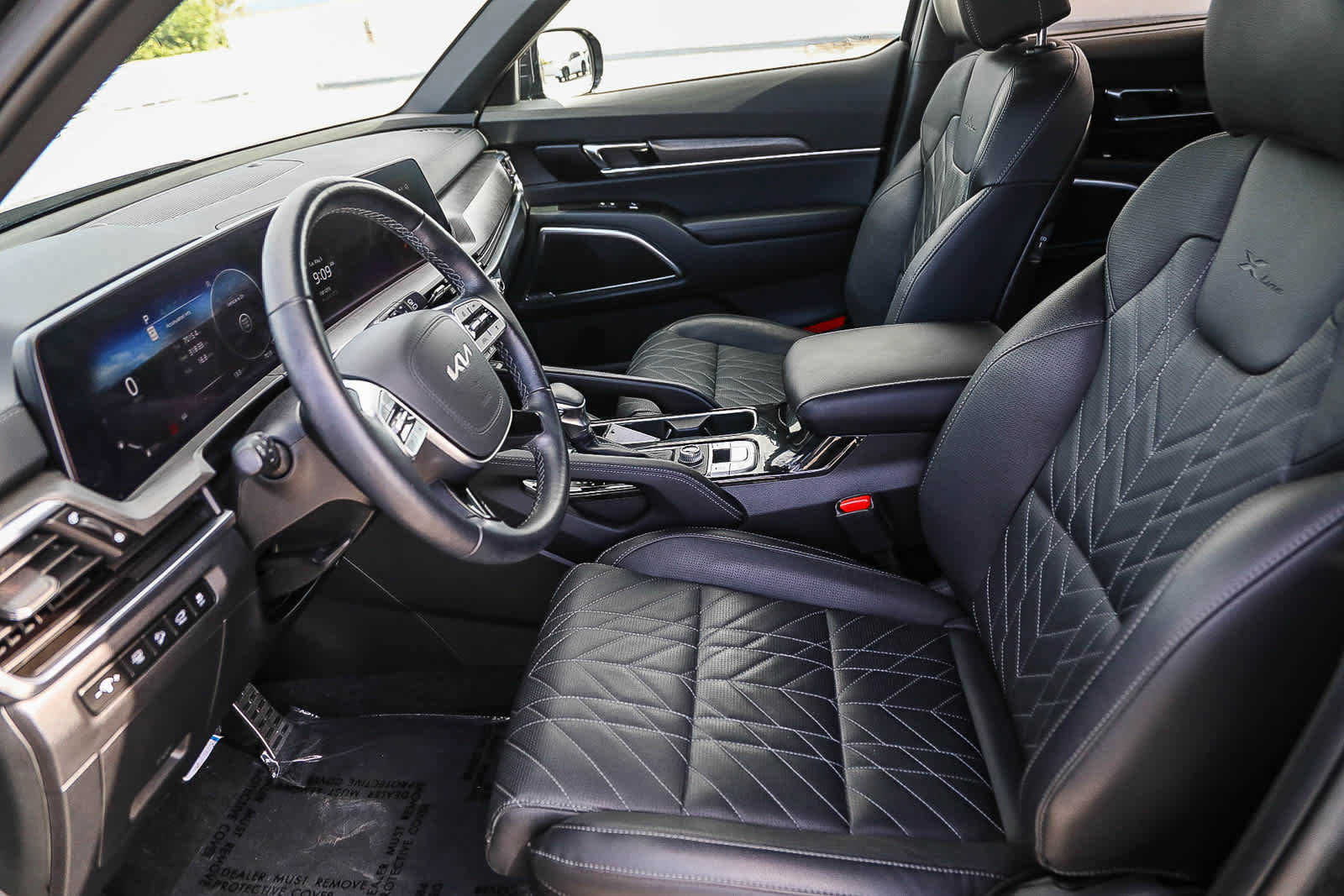 Used 2025 Kia Telluride SX X-Line AWD/4WD image 17