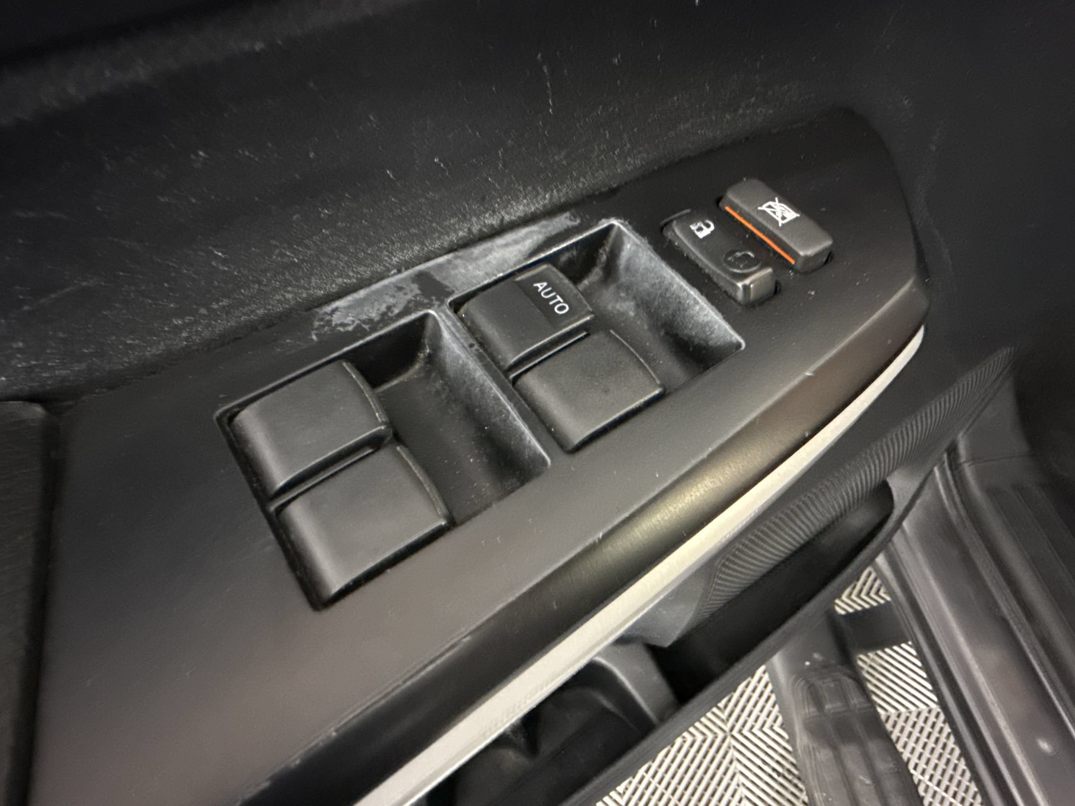 Used 2018 Toyota Tundra SR5 w/ SR5 Upgrade Package RWD image 13