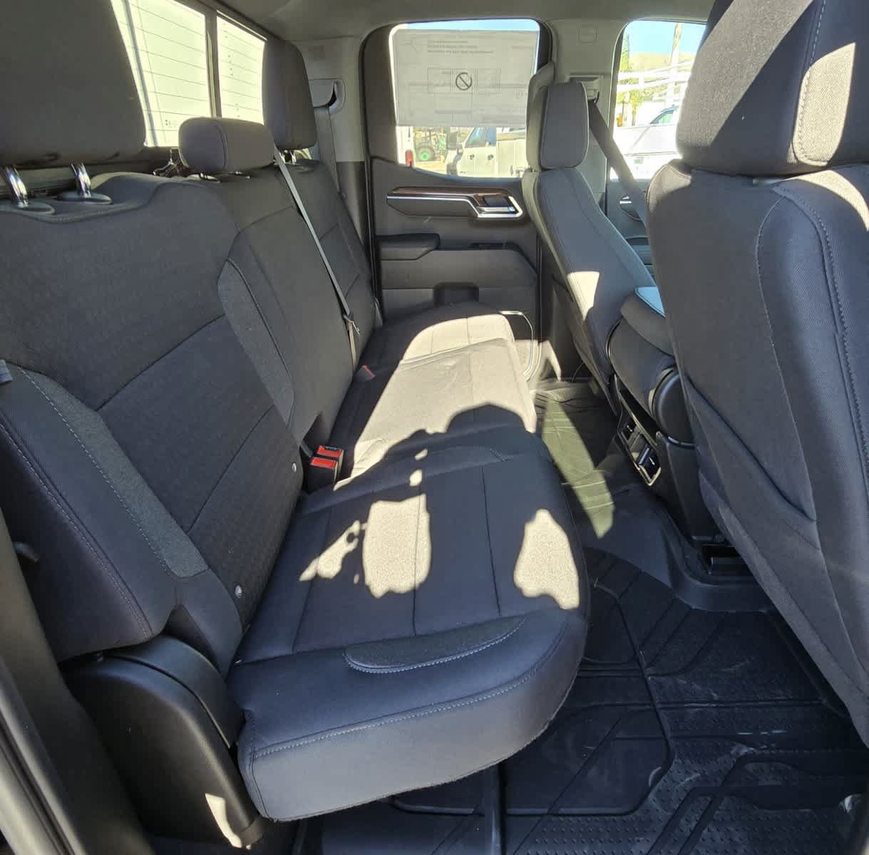 Used 2025 Chevrolet Silverado 1500 LT w/ Safety Package RWD image 17