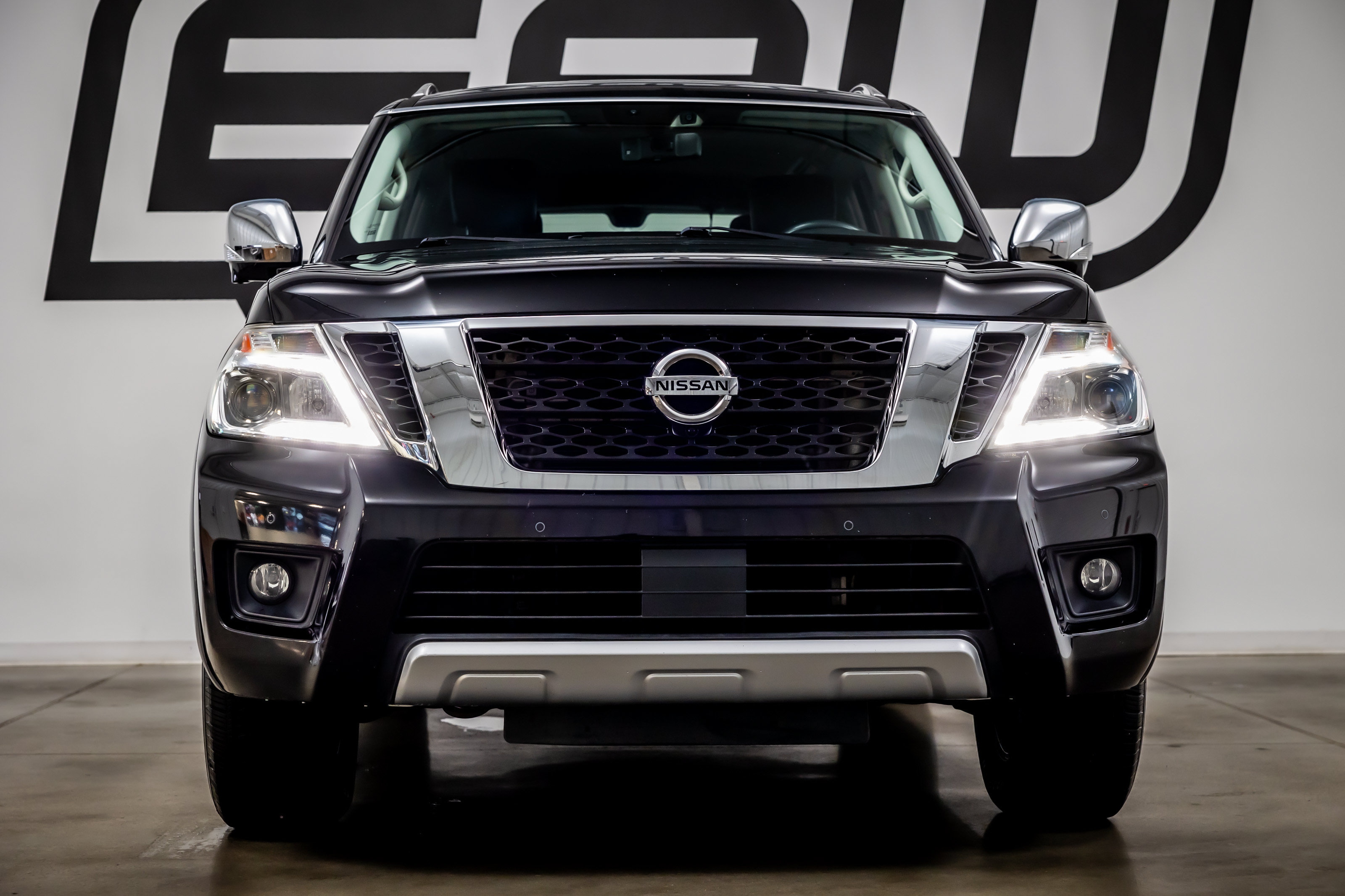 Used 2018 Nissan Armada Platinum w/ Captain Seat Package RWD image 4