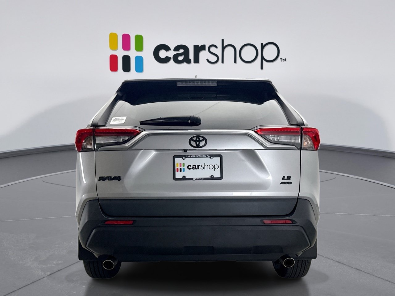 Used 2021 Toyota RAV4 LE AWD/4WD image 4