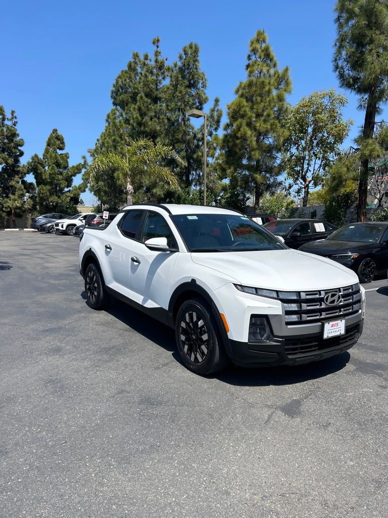 Used 2025 Hyundai Santa Cruz SEL AWD/4WD image 5