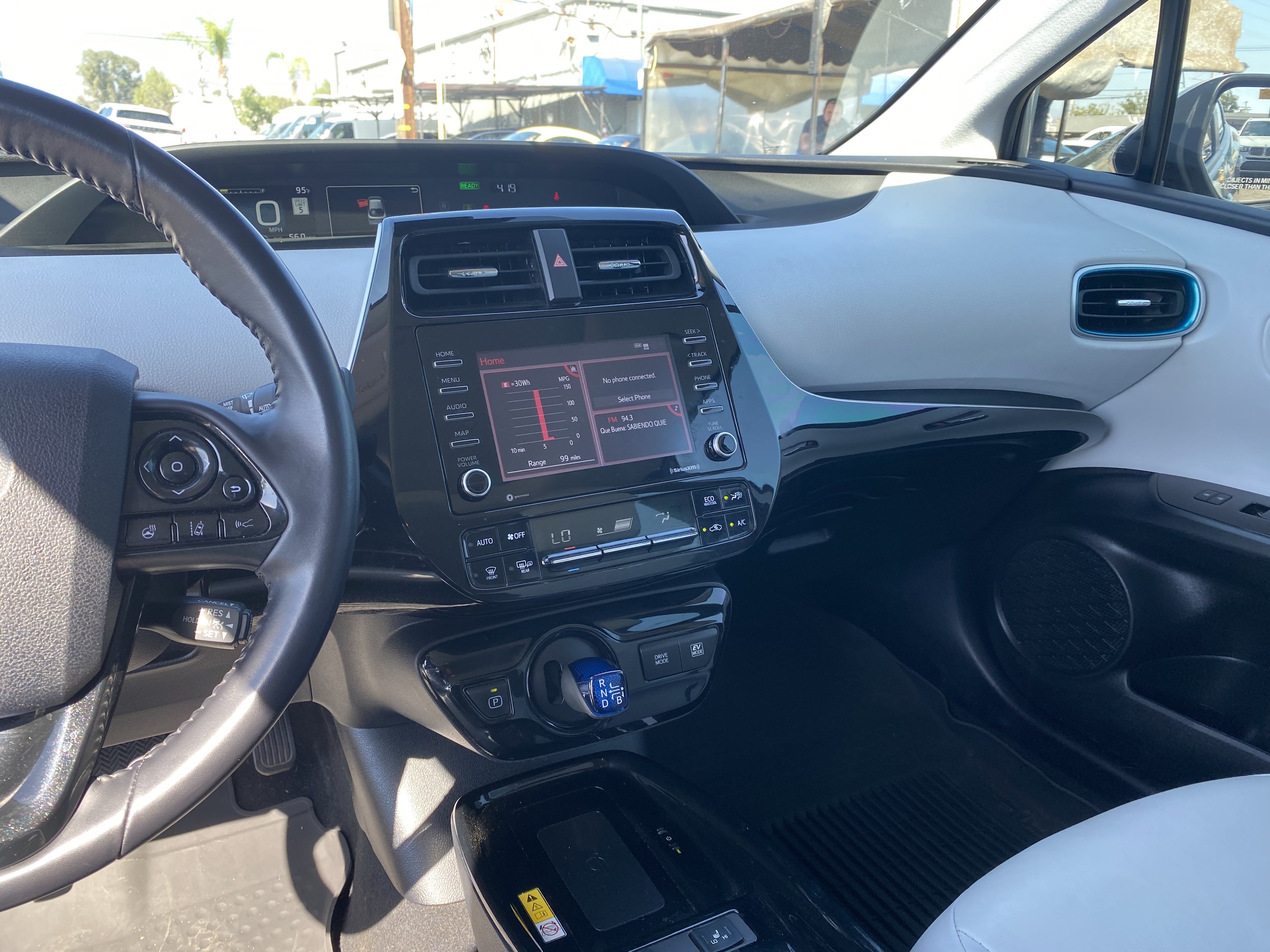 Used 2022 Toyota Prius XLE w/ Advanced Technology Package FWD image 12