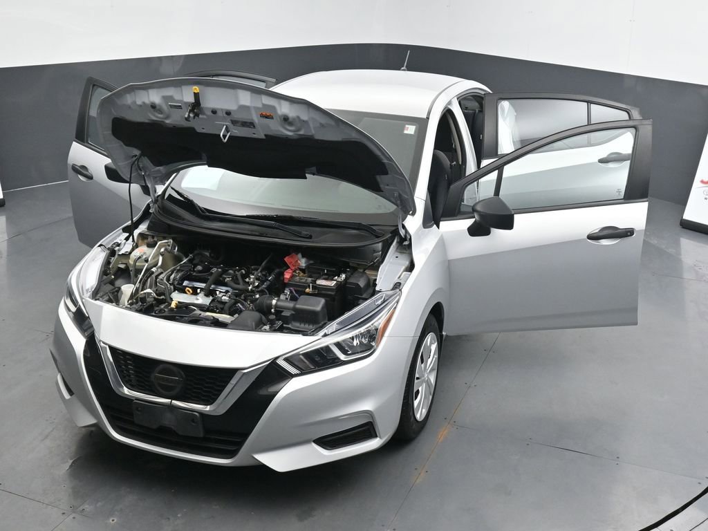 Used 2021 Nissan Versa S image 40