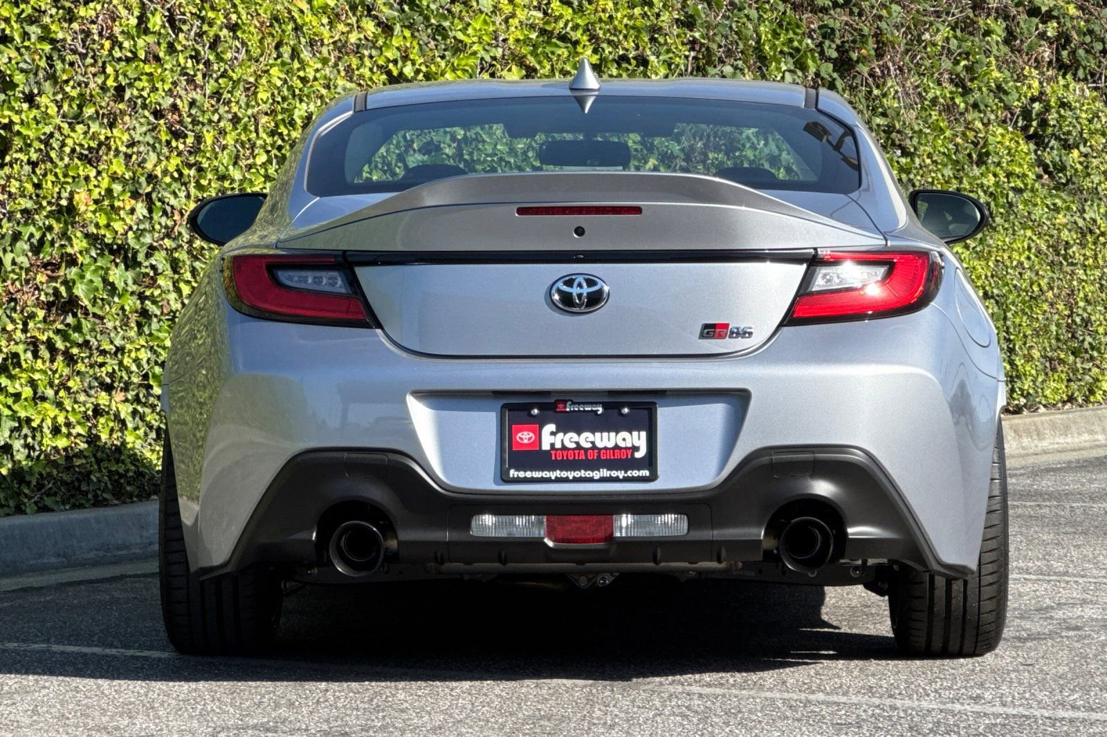 New 2026 Toyota GR86 Premium RWD image 5