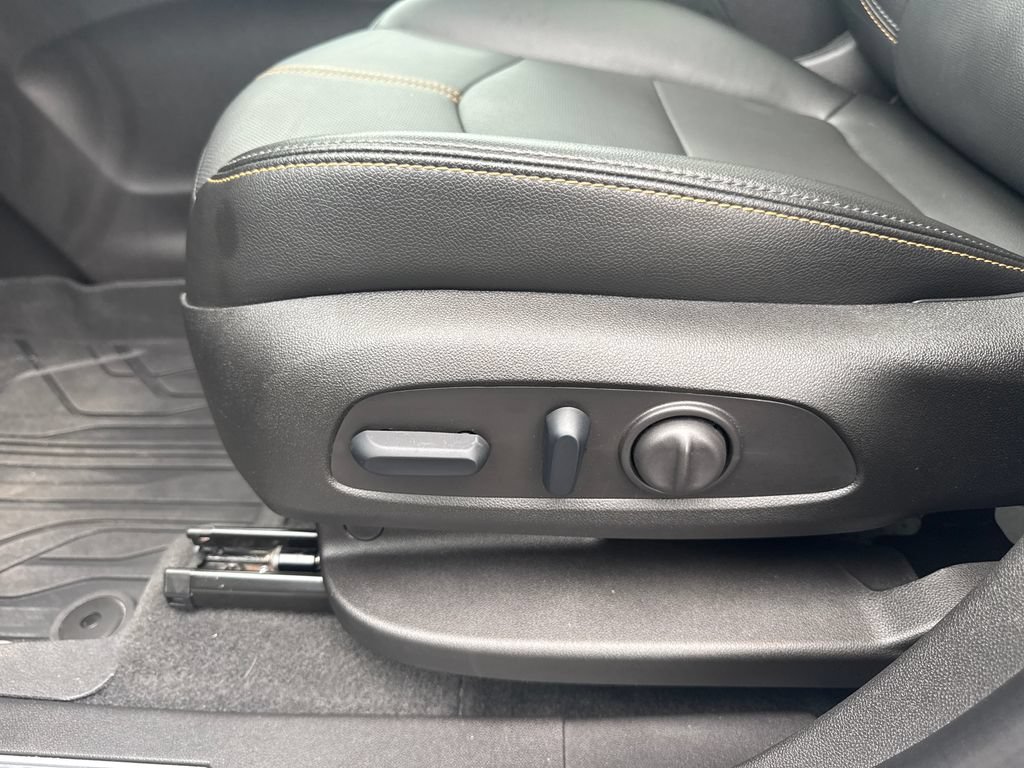 Certified 2024 Chevrolet Equinox Premier FWD image 15
