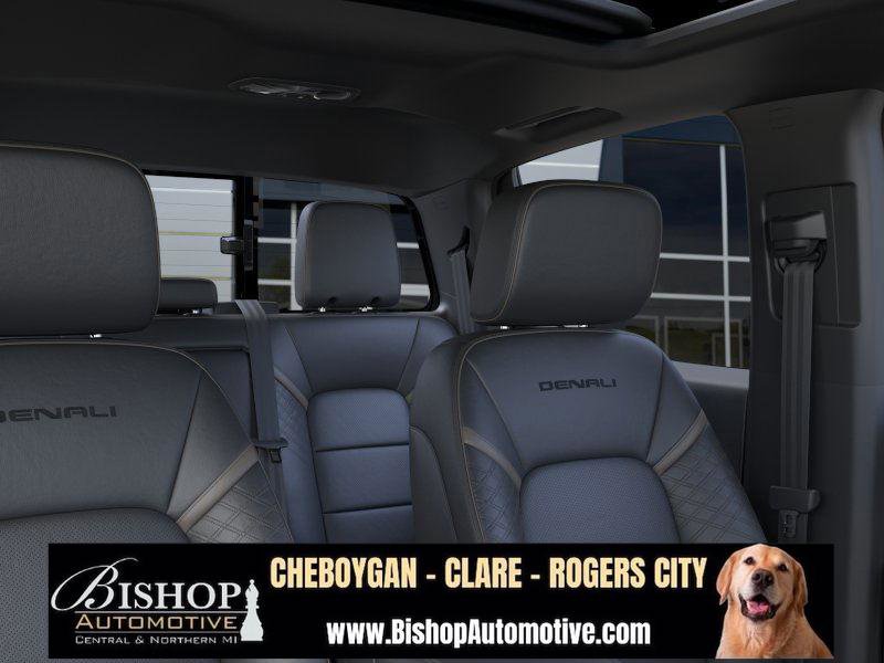 New 2026 GMC Canyon Denali image 27