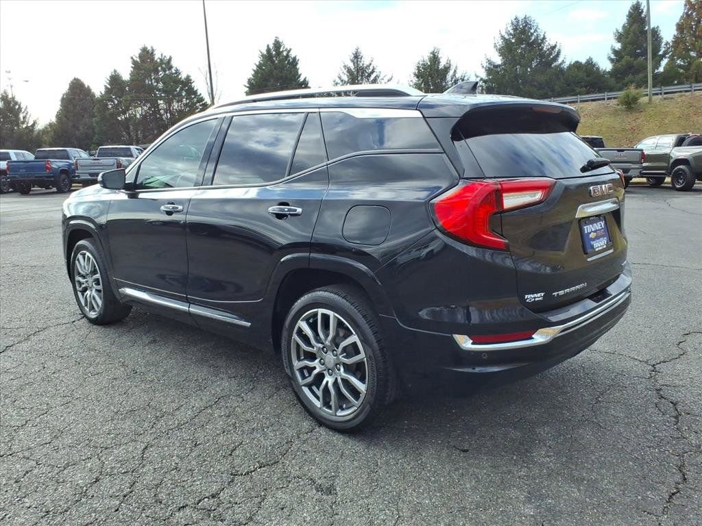 Used 2022 GMC Terrain Denali image 5