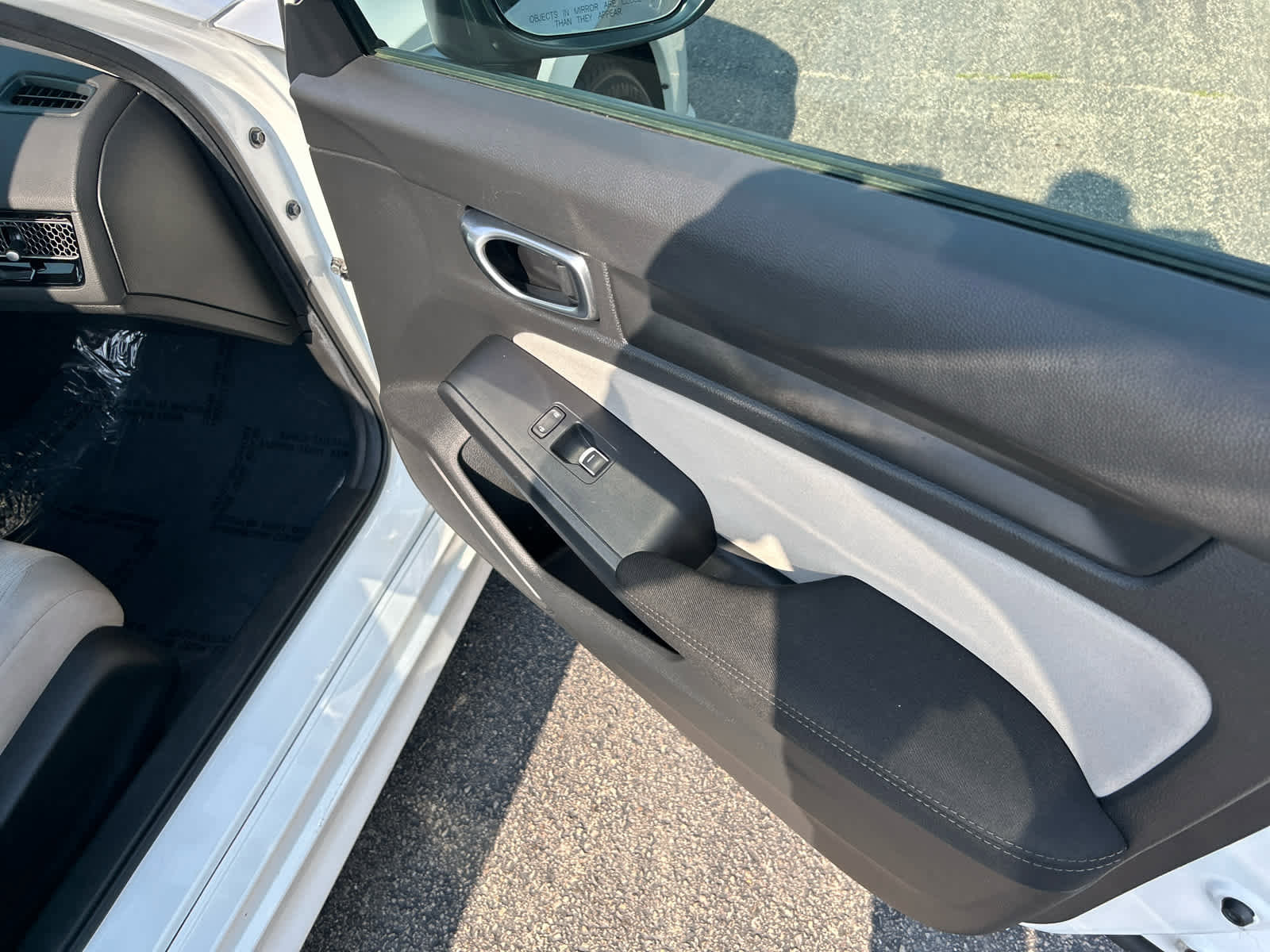 Used 2023 Honda Civic LX image 25