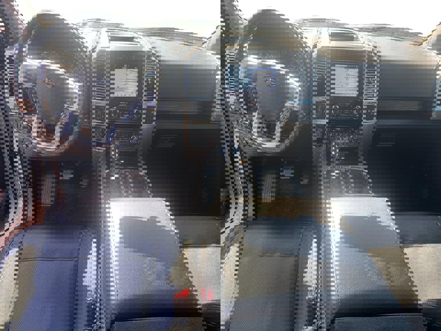 Used 2016 Ford F150 Lariat image 11