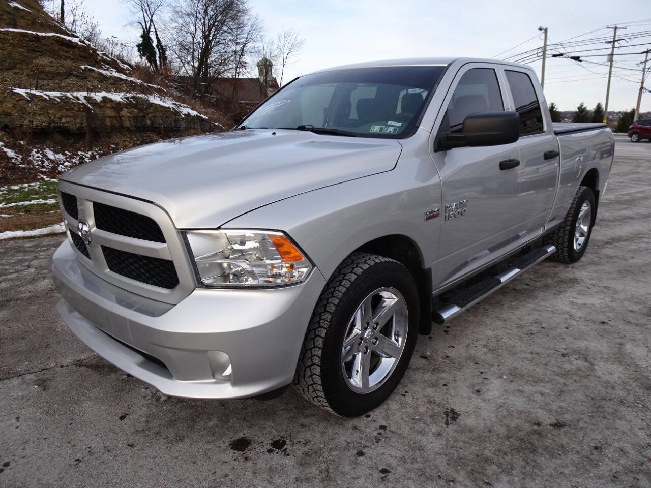 Used 2017 RAM 1500 Express image 2