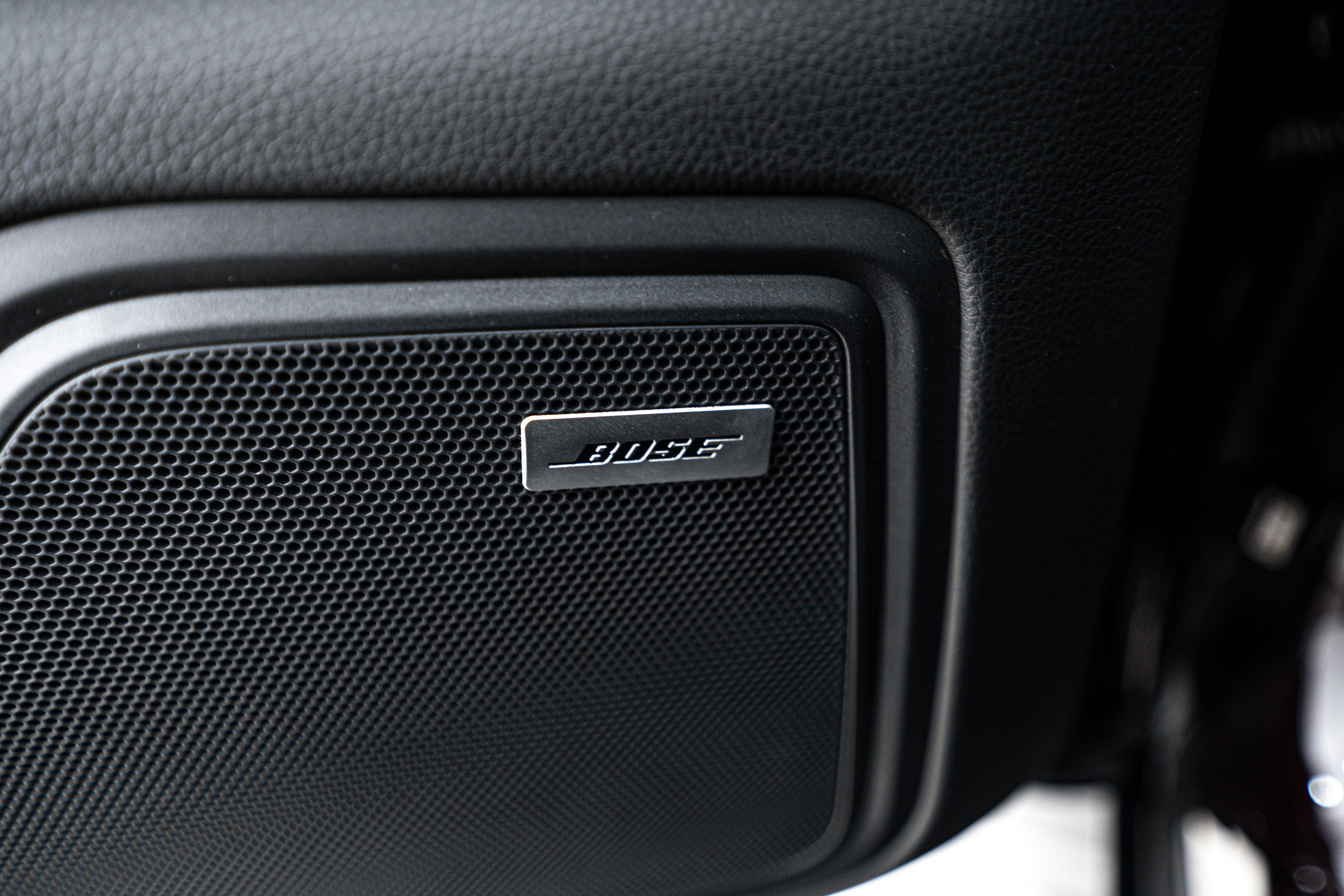 New 2025 Porsche Macan image 18