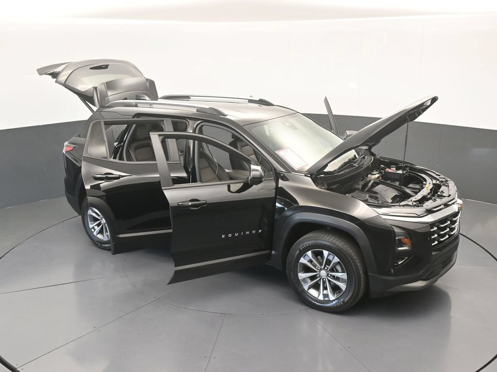 Used 2025 Chevrolet Equinox LT w/ Convenience Package II FWD image 82