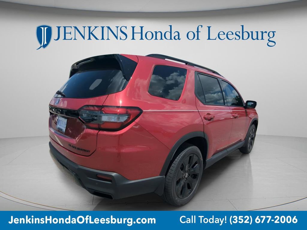New 2026 Honda Pilot Black Edition image 3