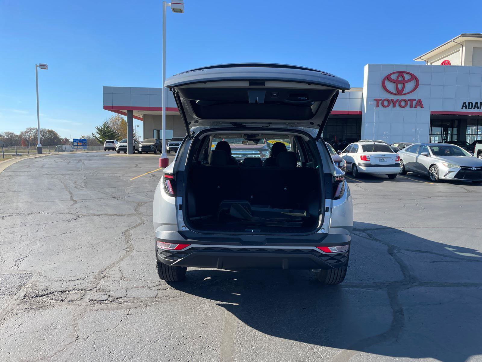 Used 2023 Hyundai Tucson SEL w/ Winter Package image 10