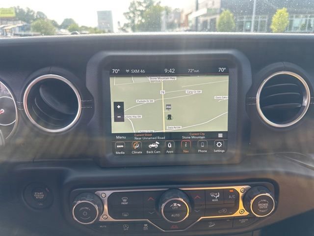 Used 2018 Jeep Wrangler Unlimited Sahara w/ Dual Top Group AWD/4WD image 28