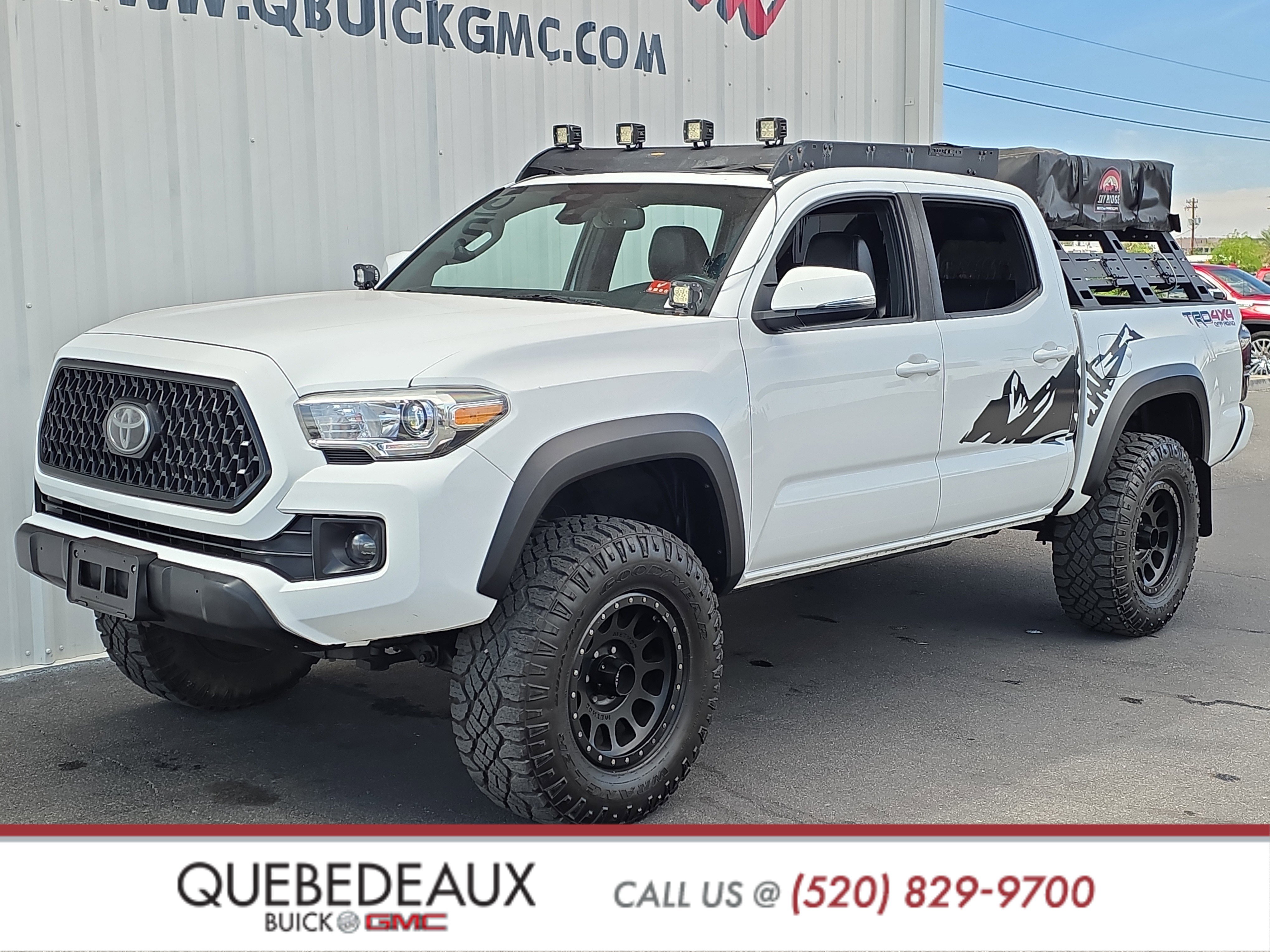 Used 2019 Toyota Tacoma TRD Off-Road AWD/4WD image 3