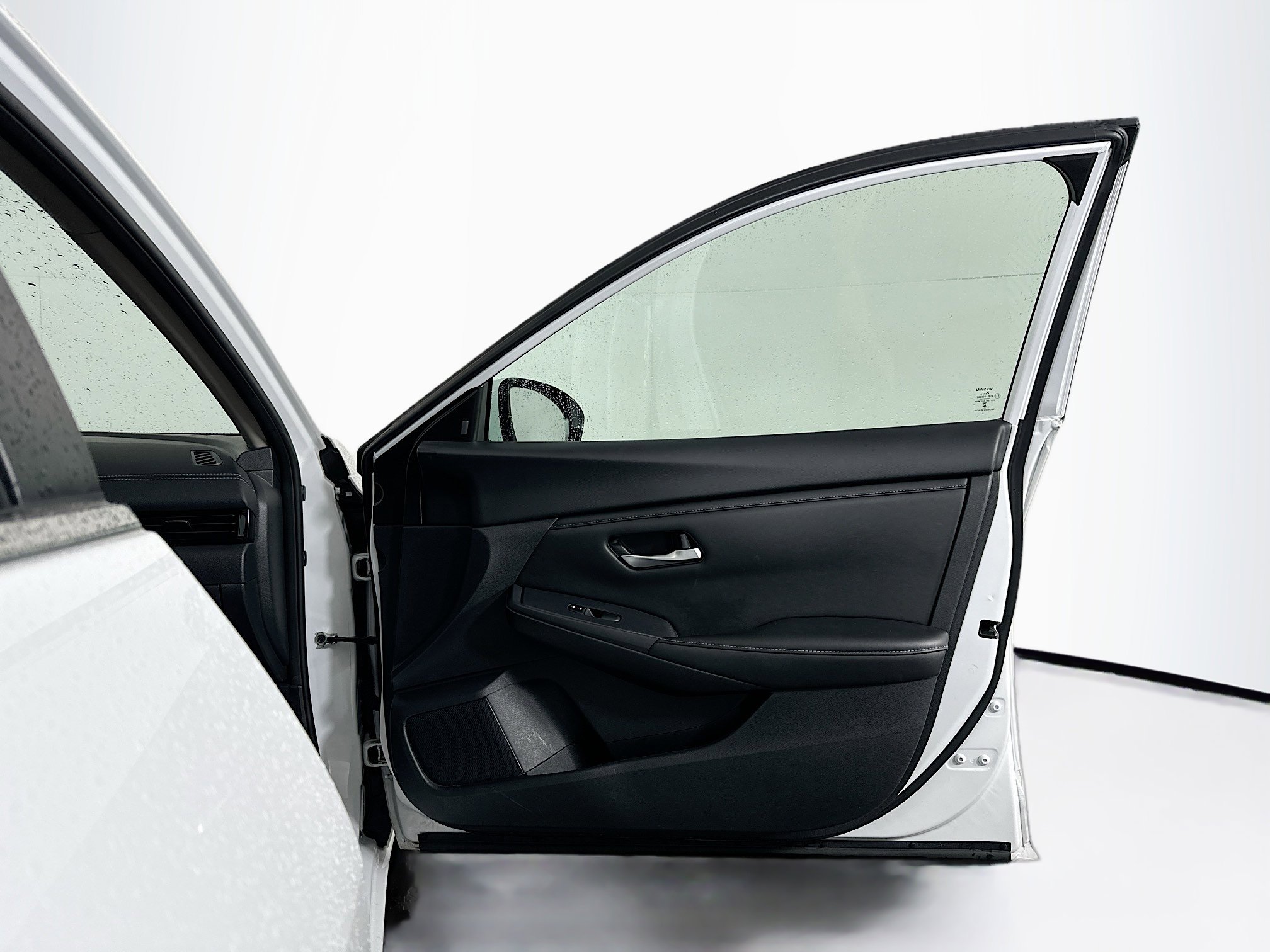Used 2024 Nissan Sentra SV image 30