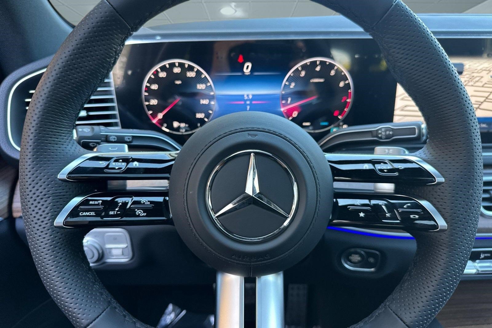 New 2026 Mercedes-Benz GLE 580 4MATIC image 16