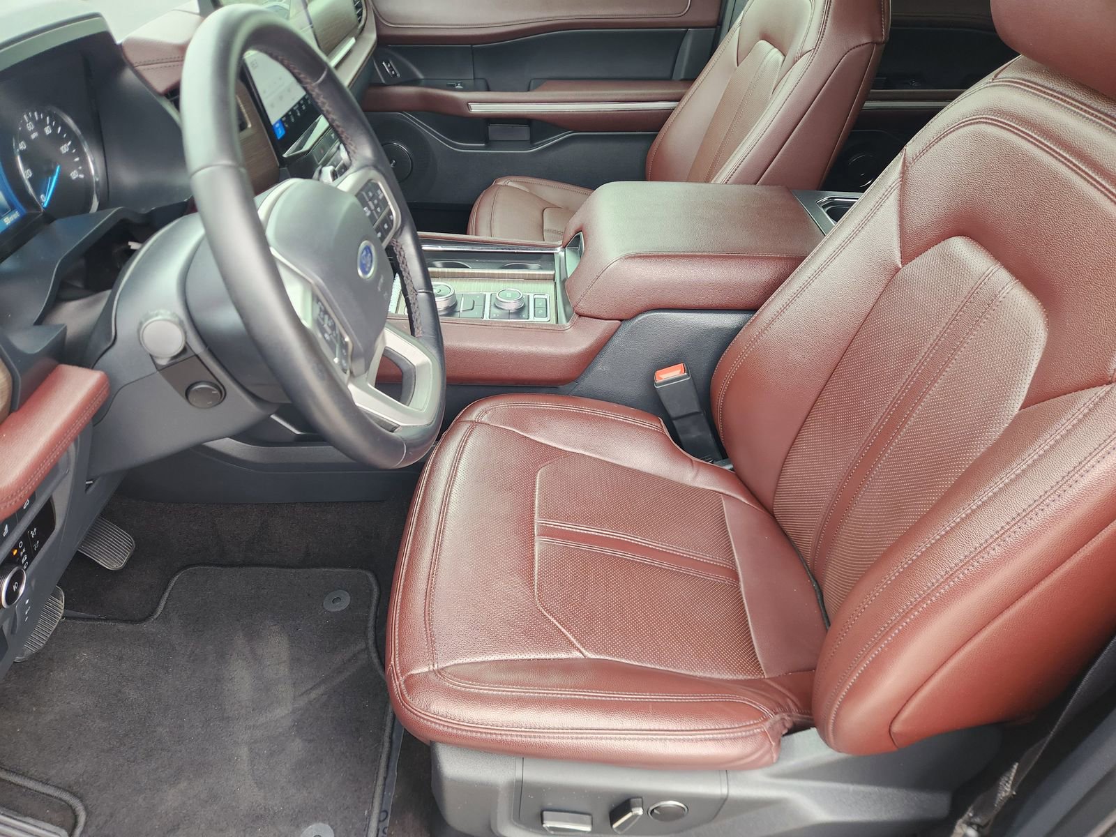 Used 2023 Ford Expedition Limited AWD/4WD image 15