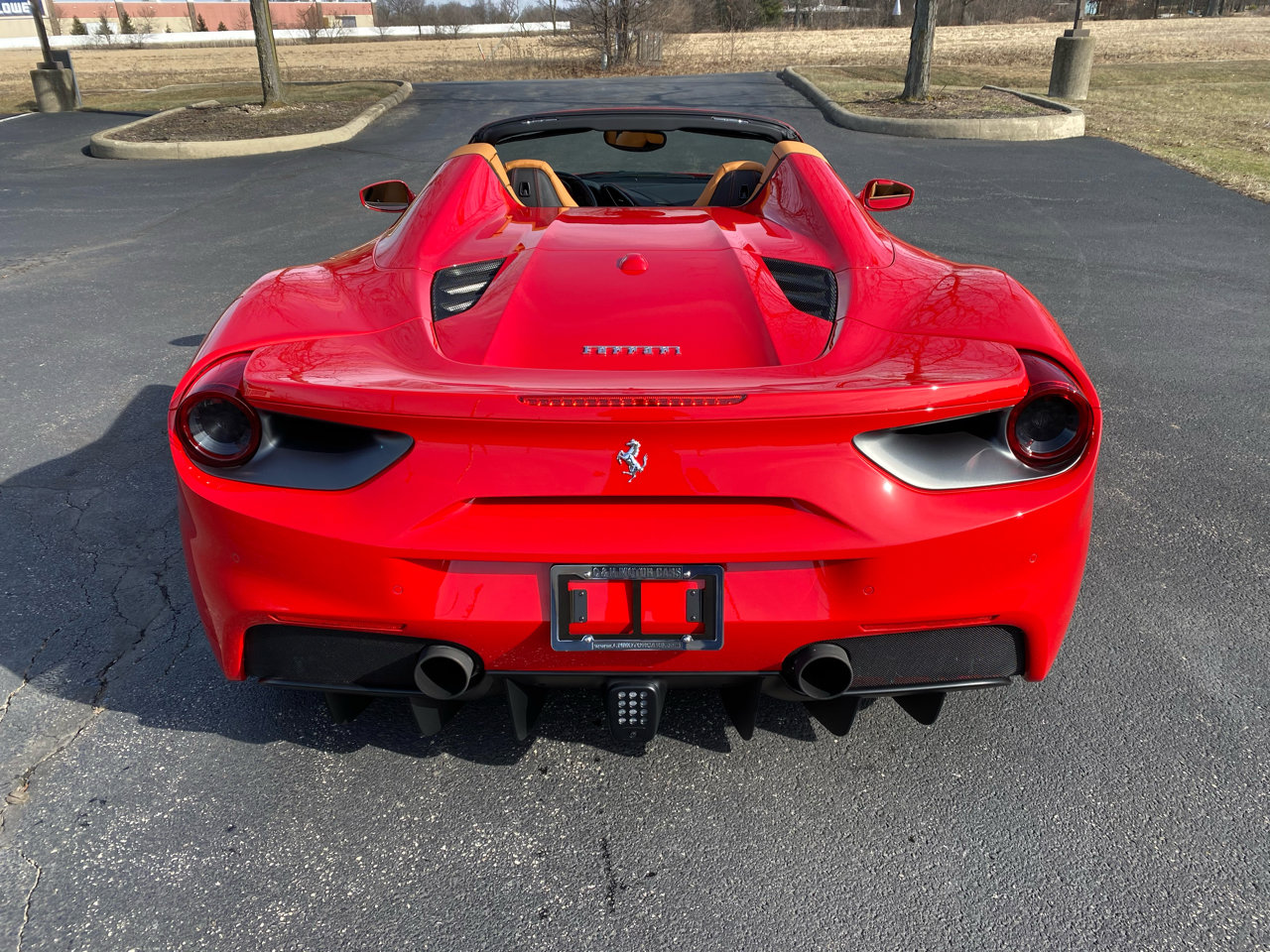 Used 2018 Ferrari 488 Spider image 11