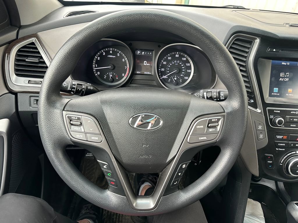 Used 2017 Hyundai Santa Fe Sport AWD/4WD image 2
